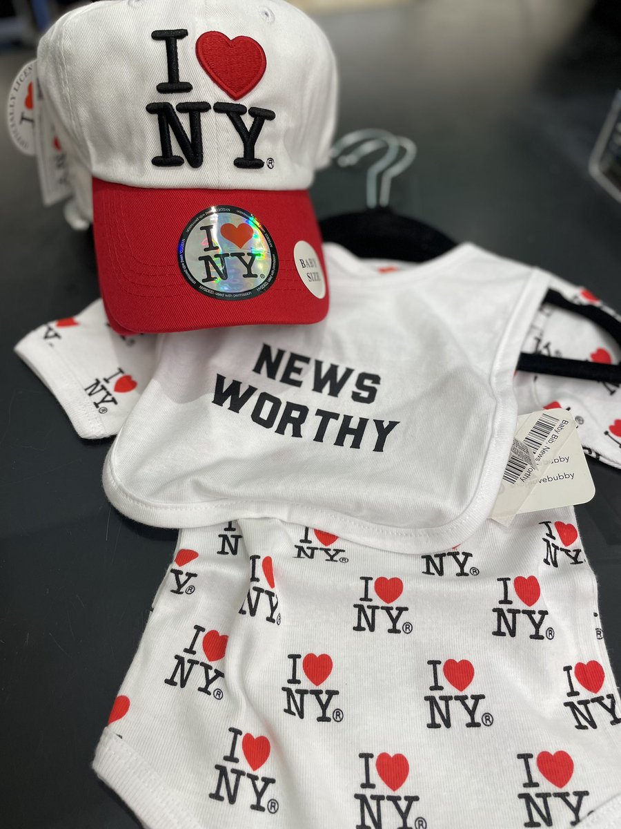 JeanetteMoy's tweet photo. Shopping for baby goodies like a good auntie. #OnlyGoodStuff #ILoveNY https://t.co/Lg4pjvPsCt