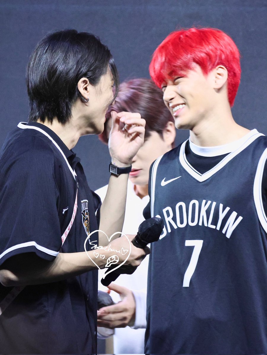 cc woosan 🏳️‍🌈 tweet media