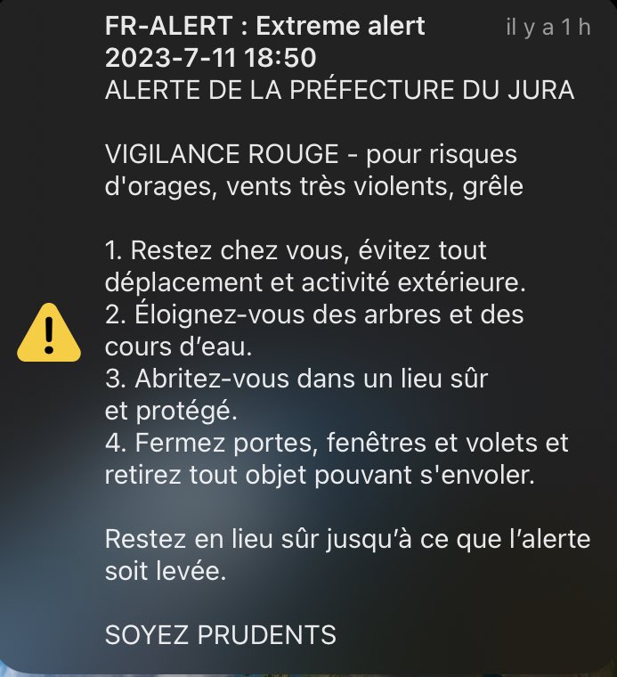 SDIS du Jura (@sdis39) on Twitter photo ⚡️ ☎️
Le Centre de Traitement de l’Alerte 18-112 a activé sa cellule de débordement et le renfort du Centre Opérationnel Départemental d’Incendie et de Secours du <a href="/sdis39/">SDIS du Jura</a>.
👉N’appelez que pour les #urgences avérées et n’encombrez pas le réseau 📞 📱
Nous veillons sur vous❗️ ⚡️ ☎️
Le Centre de Traitement de l’Alerte 18-112 a activé sa cellule de débordement et le renfort du Centre Opérationnel Départemental d’Incendie et de Secours du <a href="/sdis39/">SDIS du Jura</a>.
👉N’appelez que pour les #urgences avérées et n’encombrez pas le réseau 📞 📱
Nous veillons sur vous❗️