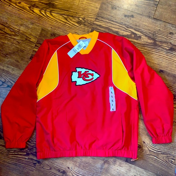 nidayae's tweet photo. So good I had to share! Check out all the items I'm loving on @Poshmarkapp #poshmark #fashion #style #shopmycloset #nike #anewday #nfl: https://t.co/iU5sSdyt3H https://t.co/dZbA10d0ao