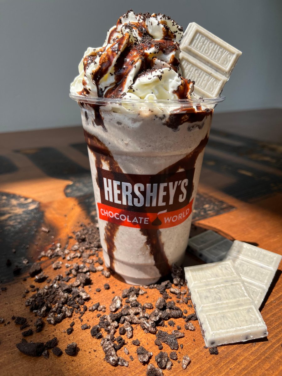 A classic favorite is back! HERSHEY'S COOKIES 'N' CREME Milkshakes are available for a limited time. Get one while you can, or check out our other sweet flavors 😋 🍫 spr.ly/6013PzItc