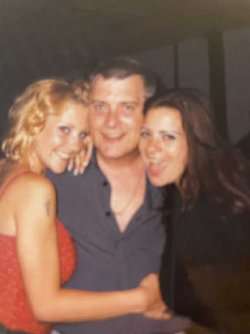 RIP My amazing Dad 💔 Devastated is a understatement 💔😞 https://t.co/jGxIaWc2Pp