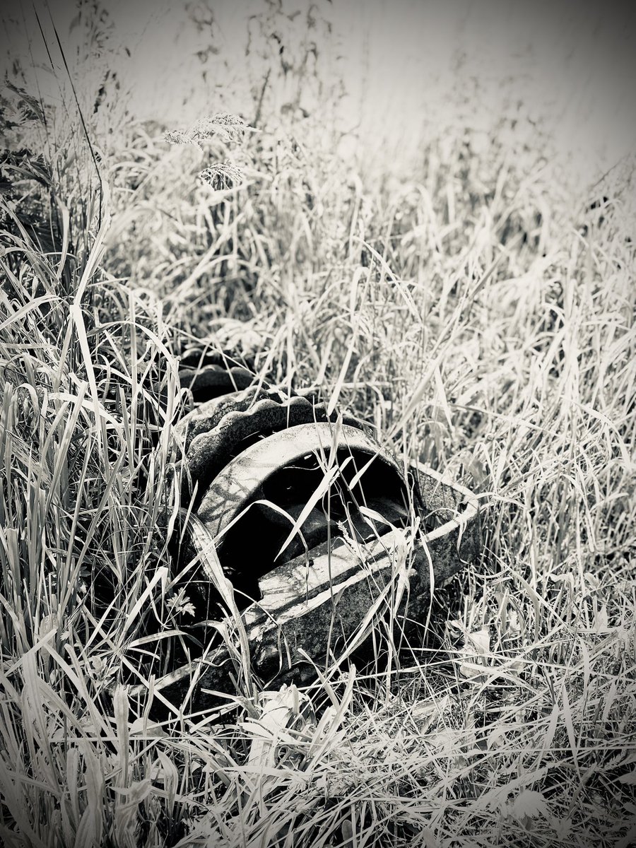 New #pictures #ofDecay added — #Mt_Cale — ofDecay.com — #urbex #desertedplaces #color #pictureoftheday #blackandwhite #rurex #Decay #HeavyMetal #Artwork #contemporaryart #Blackmetal #Rotten #Art #LostPlaces