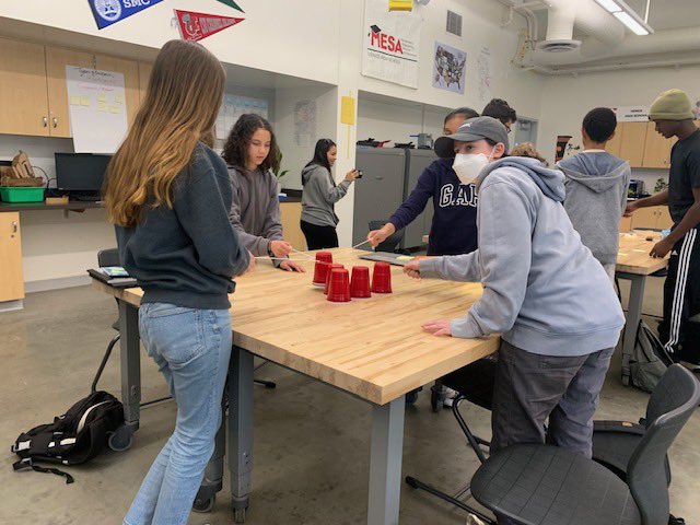 CTE_LLearningLA's tweet image. One of the major elements of a #LinkedLearning Summer Bridge program is for incoming students to get to know each other so their transition to a new school goes smoother. At @VHSGondos program, students do fun team projects in which they must interact and work together.