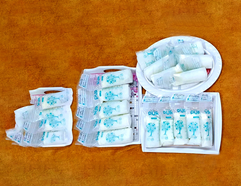 mandytechnology's tweet photo. We are proud to be part of @amirtham_bm 
Apart from installing the storage facility for the milk, our @chandru998  volunteers collect the milk and deliver it to the Coimbatore Govt. Hospital 🏥

#mandytechnologies #vitaldesign #amirthambreastmilkdonation #amirtham  #Coimbatore https://t.co/QR4duWB7k5