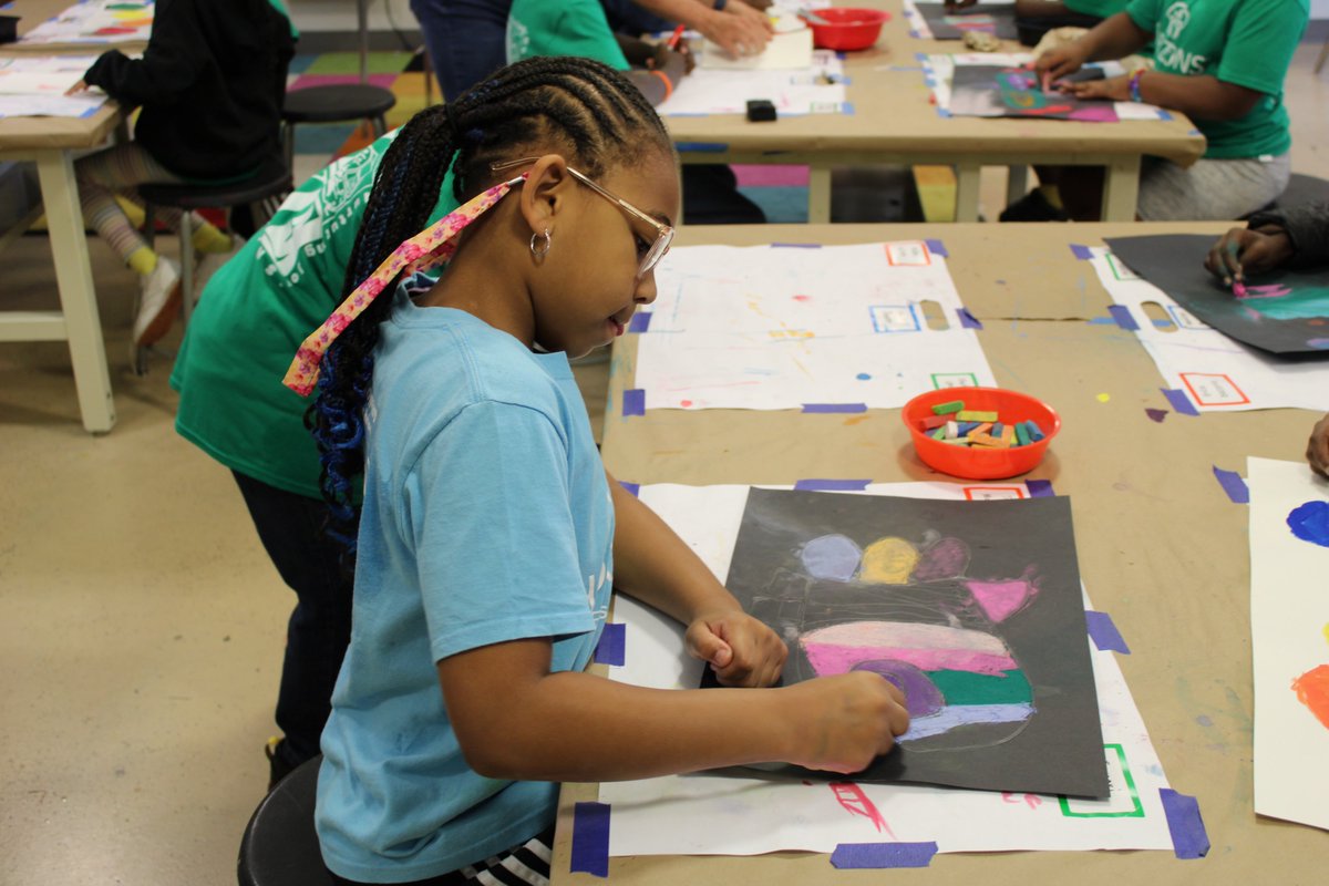 🎨💫 Horizons students are thriving in their art classes! During our six-week summer program, they have the unique opportunity to delve into a diverse array of materials and explore an exciting variety of techniques. We are so proud of their creativity!🙌🏻🎉