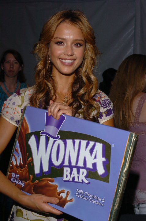 BackstageCreations tweet media