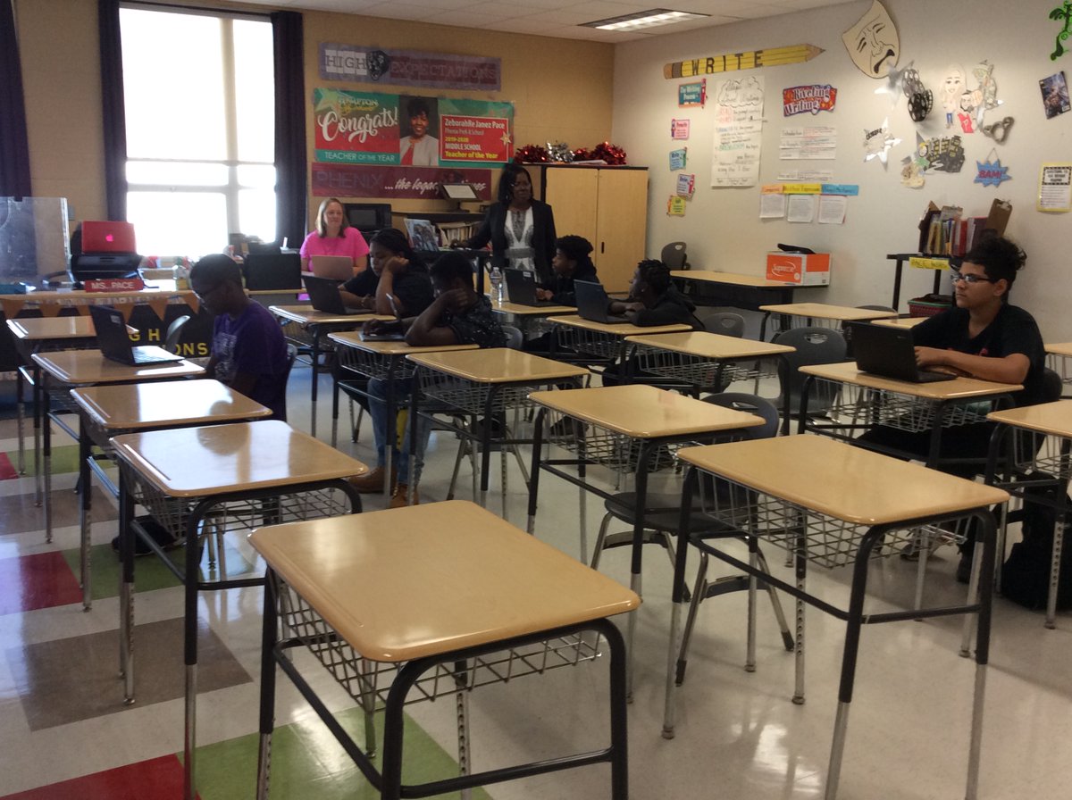 Jerri-Lynn Workman tweet media