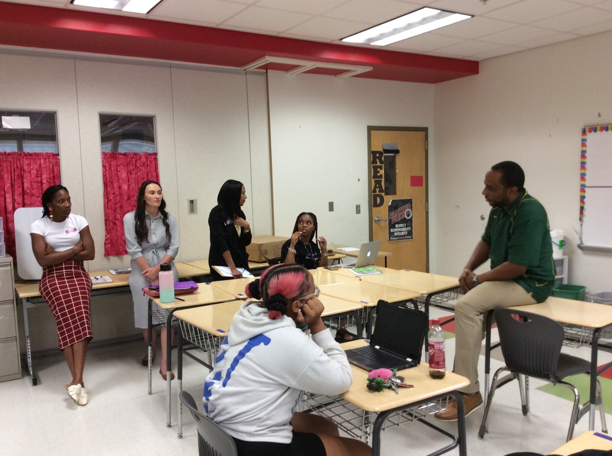 Jerri-Lynn Workman tweet media