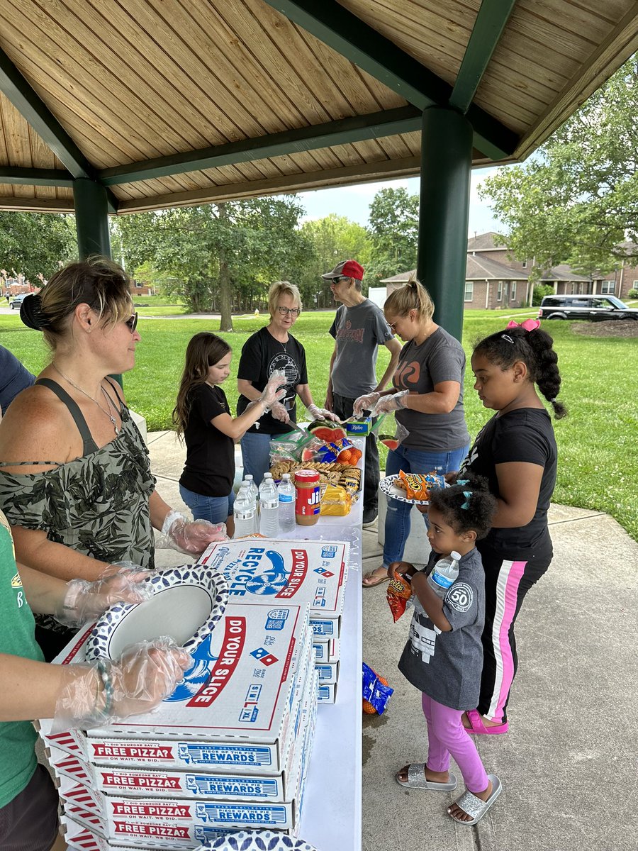 We had a blast today loving on the kids in Kettering! Sign up on our website or app for Wednesday, Thursday, or Friday! #summerfood #kettering