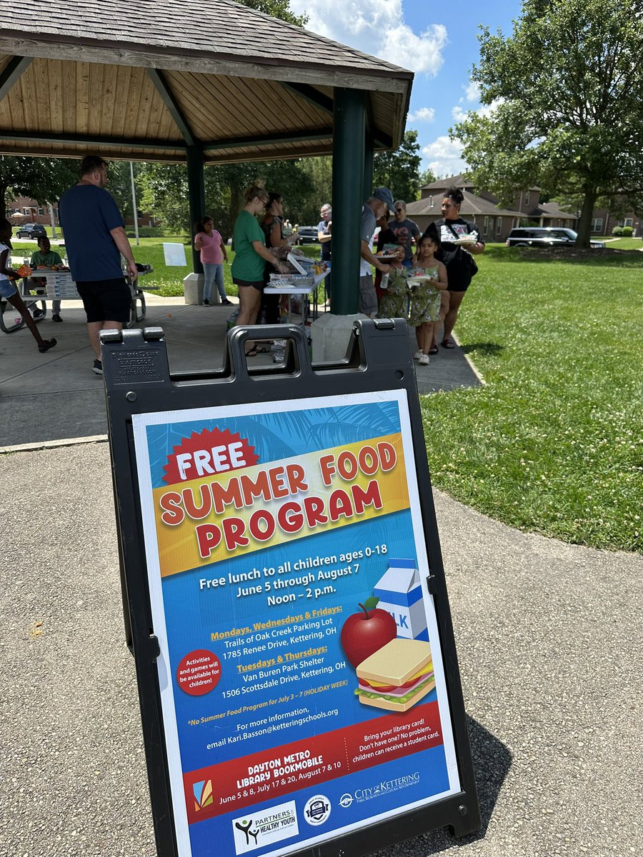 lifepointetv's tweet photo. We had a blast today loving on the kids in Kettering! Sign up on our website or app for Wednesday, Thursday, or Friday! #summerfood #kettering https://t.co/s4jmma9FWc