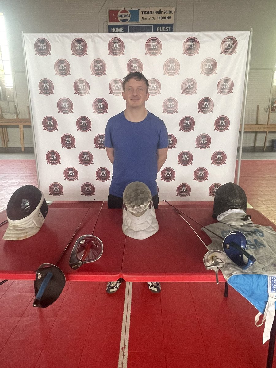 corettahunter1's tweet photo. Today we were able to expose our students to the sport of fencing. This was a great opportunity for our students. Thank you #birminghamfencingclub #TPSistheBEST #elementaryschool https://t.co/MHAQaq5Qab