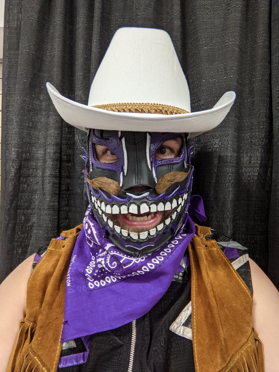 SuperfanAew's tweet image. BATTLE OF THE COWBOYS!!!!!! 

Hangman Adam Page
or
Evil Uno ?????

😂 🤣 

Who’s the better cowboy?!! 🤔 #AEW  

#DarkOrder #EvilUno #HangmanAdamPage