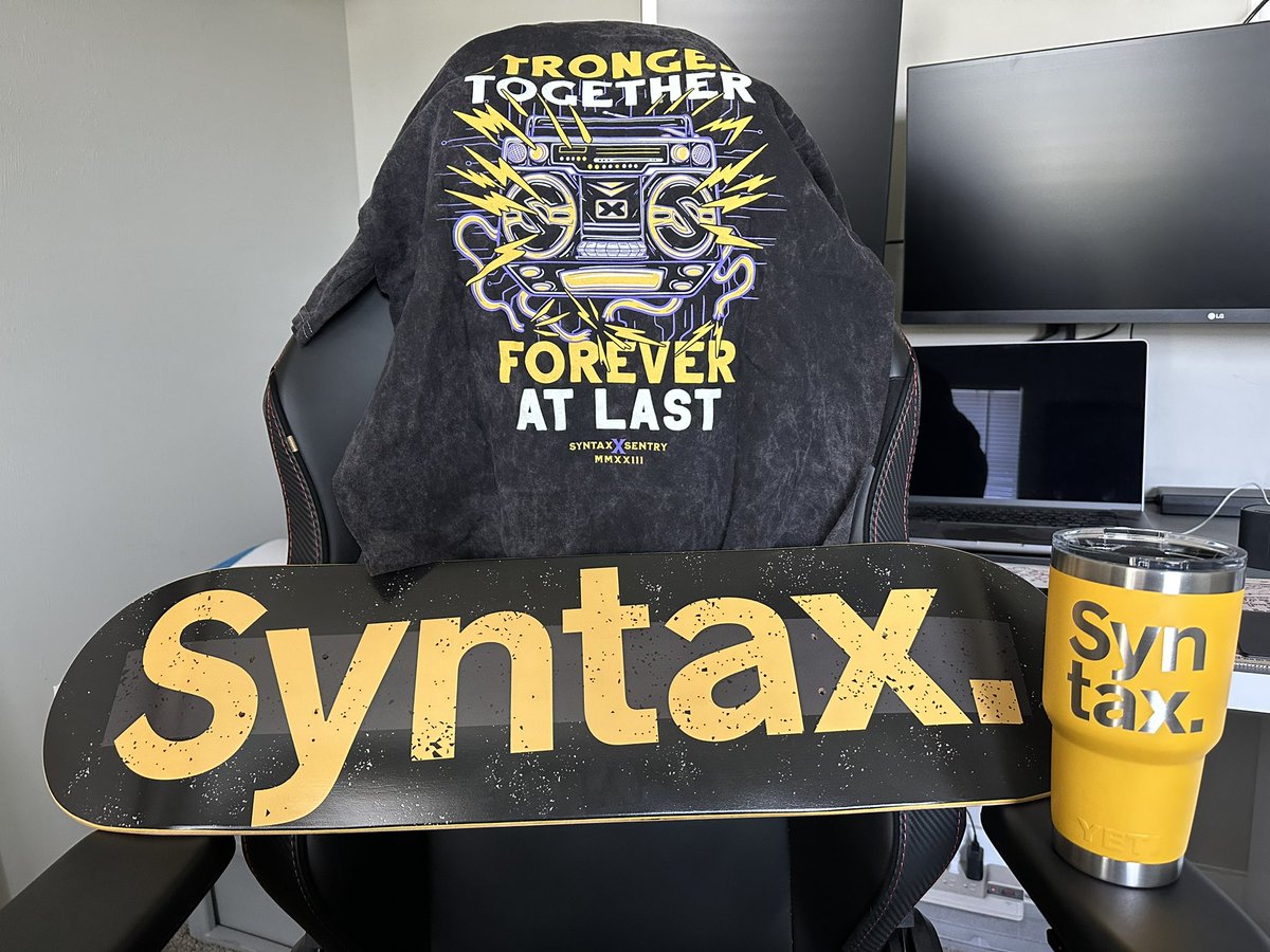 jbarber34's tweet photo. Big thanks to @syntaxfm for the awesome swag! Congrats again on the merge with @getsentry ! https://t.co/WBPmijVOIR