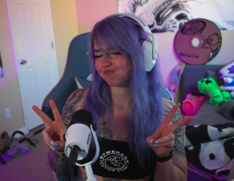 delanie on Twitter: “skipped cardio to play my first spooky game of the