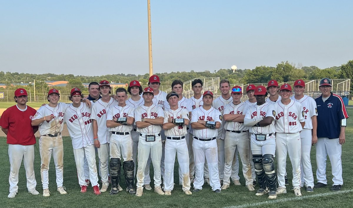 SpringCityBase1's tweet image. Your 2023 Chester Co. Champions - Spring City Red Sox. 

Crawford goes the distance for the win, scattering 6 hits and giving up 2r. 

B7-Moyer drives in the tying run with a sac fly and Kenning walks it off with a single. 

Congrats gentlemen! Onto regionals this weekend.