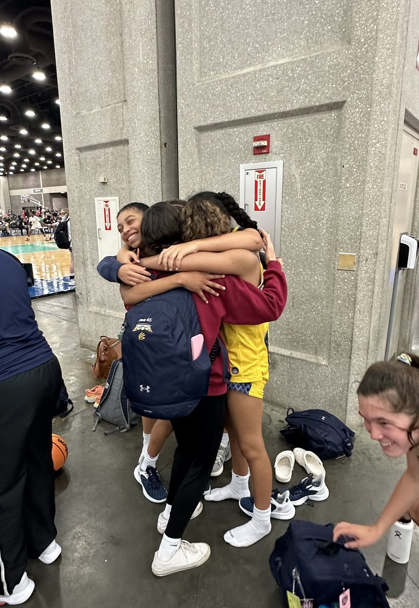Caitlyn Rea (@caitlynrea2024) on Twitter photo So grateful for the support of my teammates. After an injury on the court during <a href="/TFNsRun4Roses/">TFN's Run 4 Roses</a> sidelined me, I was touched that my team all changed their screensaver to my photo. Thank you for your love and support, Lightning! So grateful for the support of my teammates. After an injury on the court during <a href="/TFNsRun4Roses/">TFN's Run 4 Roses</a> sidelined me, I was touched that my team all changed their screensaver to my photo. Thank you for your love and support, Lightning!
