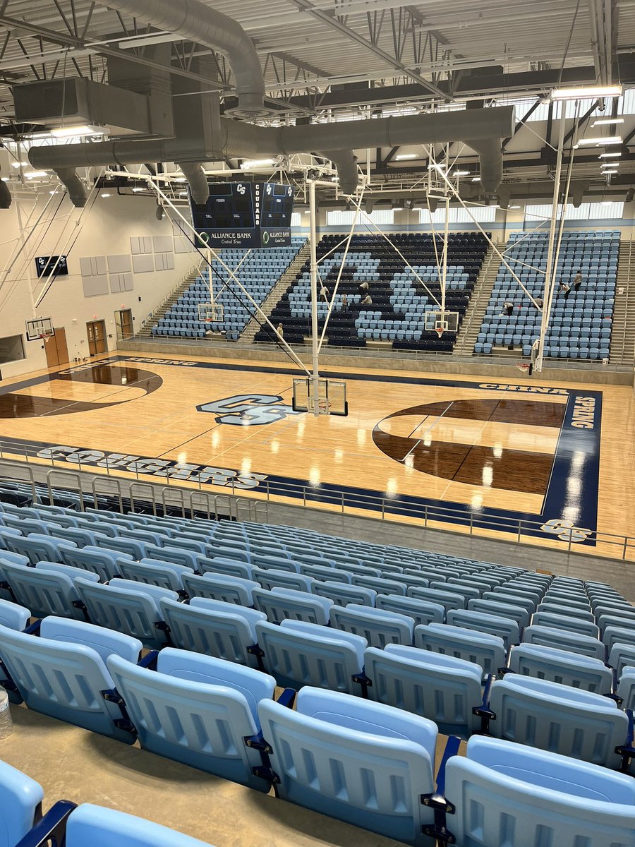 Coach_J_Gregory's tweet photo. Almost move-in time!!  🔥🔥@cscougarsports @ChinaSpringVol1 @CSLadyCougBB @BasketballChina https://t.co/qanNNSKkxy