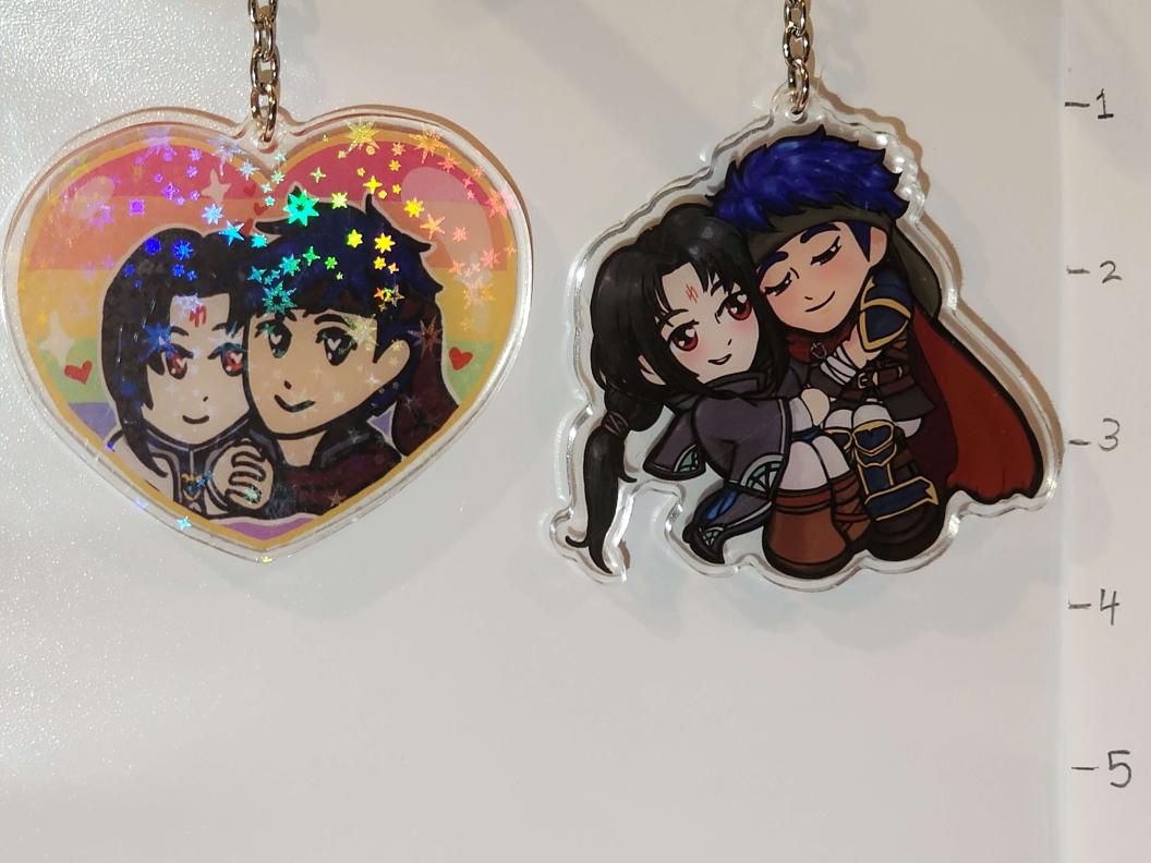 SorenLover_666's tweet photo. Rt &amp; spread the word please! Dang had to replace something new bills to pay

2 designs, both are 3 inches-double sided  
Pride Ikesoren holographic or Ikesoren hug Keychain 
15$ each with 5$ shipping in U.S, and willing to ship internationally!
Free bonus drawing if you buy both! https://t.co/YUhX69KQzO