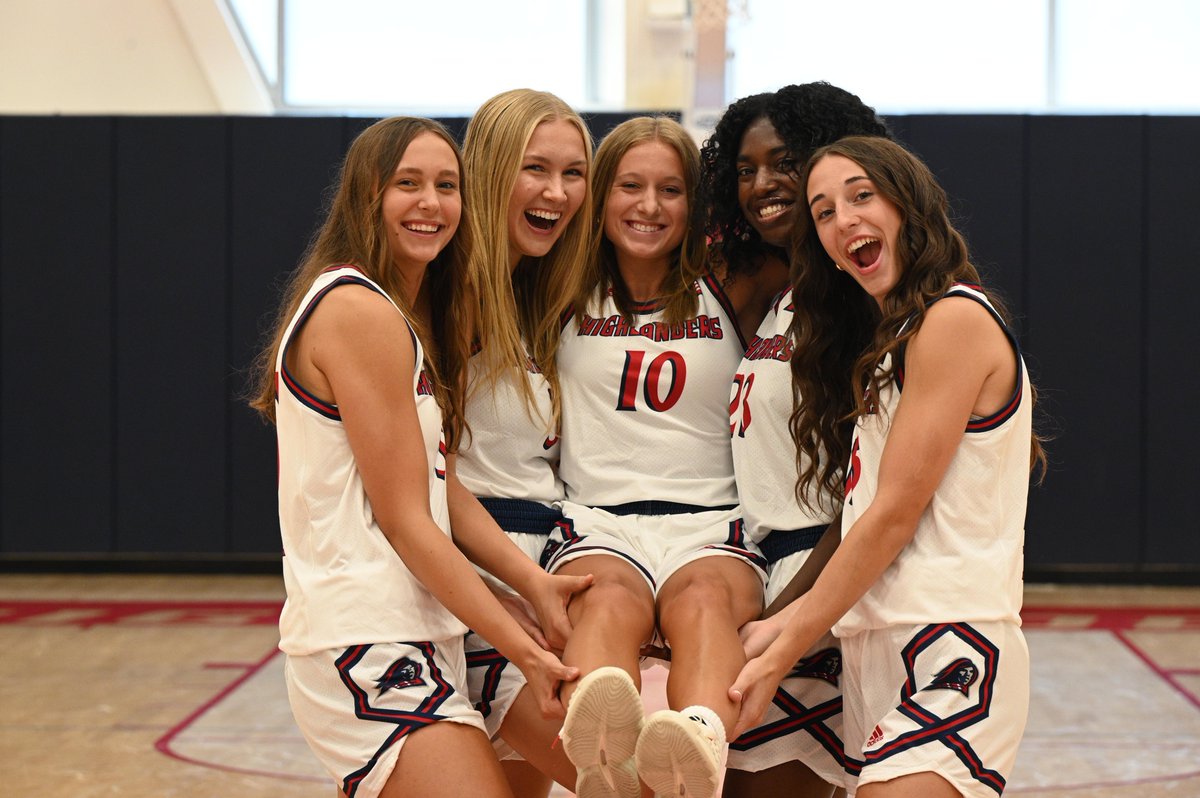 NJITWBB's tweet photo. 📸😁𝐓𝐡𝐞 𝐅𝐫𝐞𝐬𝐡𝐢𝐞𝐬📸😁

⚔️#5 Audrey Kormann
⚔️#10 Marissa Gingrich
⚔️#15 Madilyn Dogs
⚔️#23 Mackenzie Wright-Rawls
⚔️#55 Angelina Banas

#RollTech ⚔️ https://t.co/18bUYGPxkC