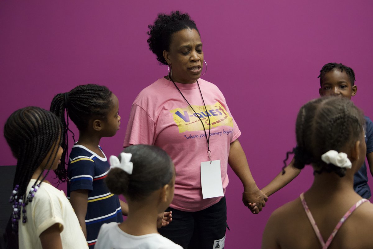 GetTheVictory's tweet photo. Proverbs 22:6 “Train up a child in the way that he should go; when he is old he will not depart from it.”. 📖🙏 We are in awe of the incredible young minds that make up our VQuest program. #VQuestStudents #RaisingFutureLeaders https://t.co/4bELKRDQXG