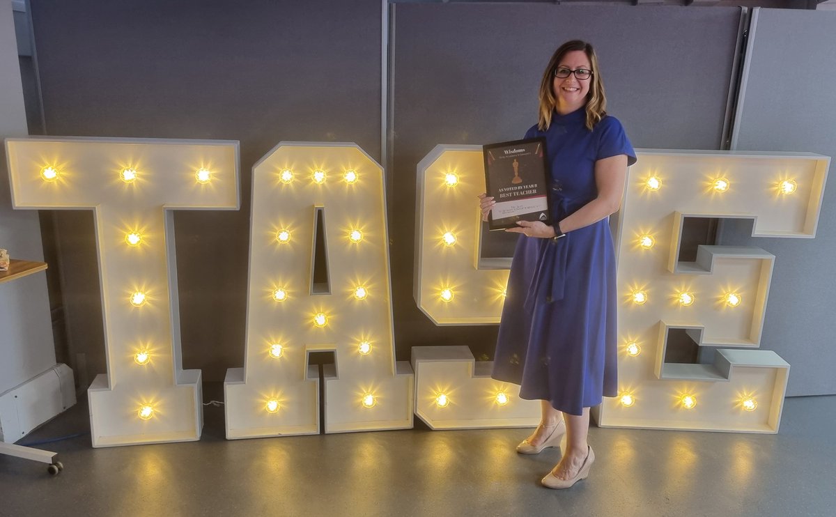 Mrs Skitt tweet media