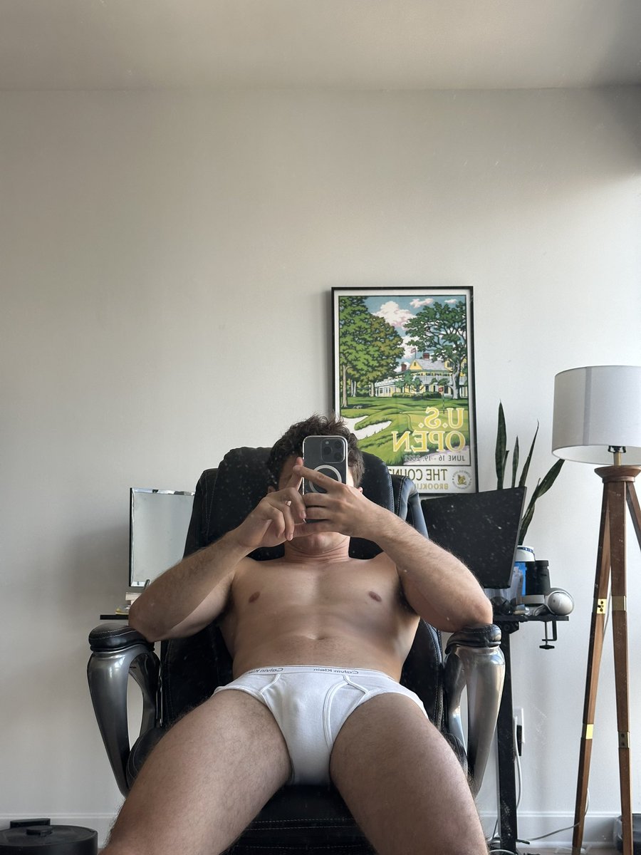 artiomboy's tweet photo. RT if you want me to drop undies https://t.co/3J8QWq6LEQ https://t.co/LXzsysNs42
