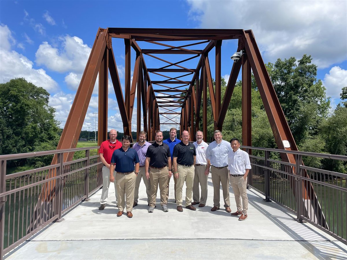 Thomas & Hutton tweet media