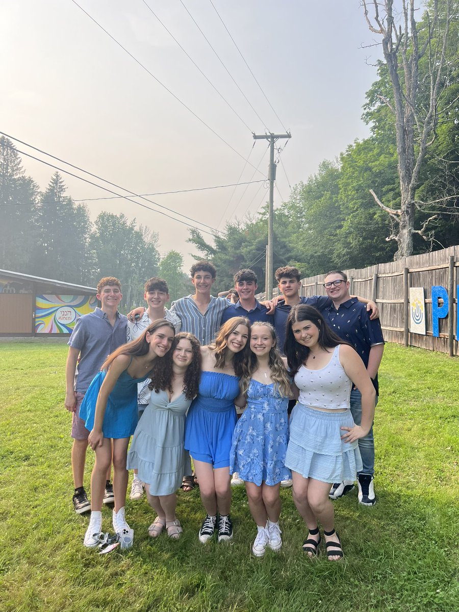 Heyyy GJHRR!! I’ve been at ILTC for the past 18 days meeting so many new people from all over the world! We learned so many new things, took so many shabbat pics under the Perlman tree, and ate lots of shabbos cake!! I can’t wait to spend the next 21 days here for Kallah!!🌳☀️🍰