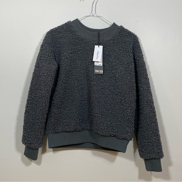 So good I had to share! Check out all the items I'm loving on <a href="/Poshmarkapp/">Poshmark</a> #poshmark #fashion #style #shopmycloset #disney #rothys #truth: posh.mk/K7zASjt7lBb