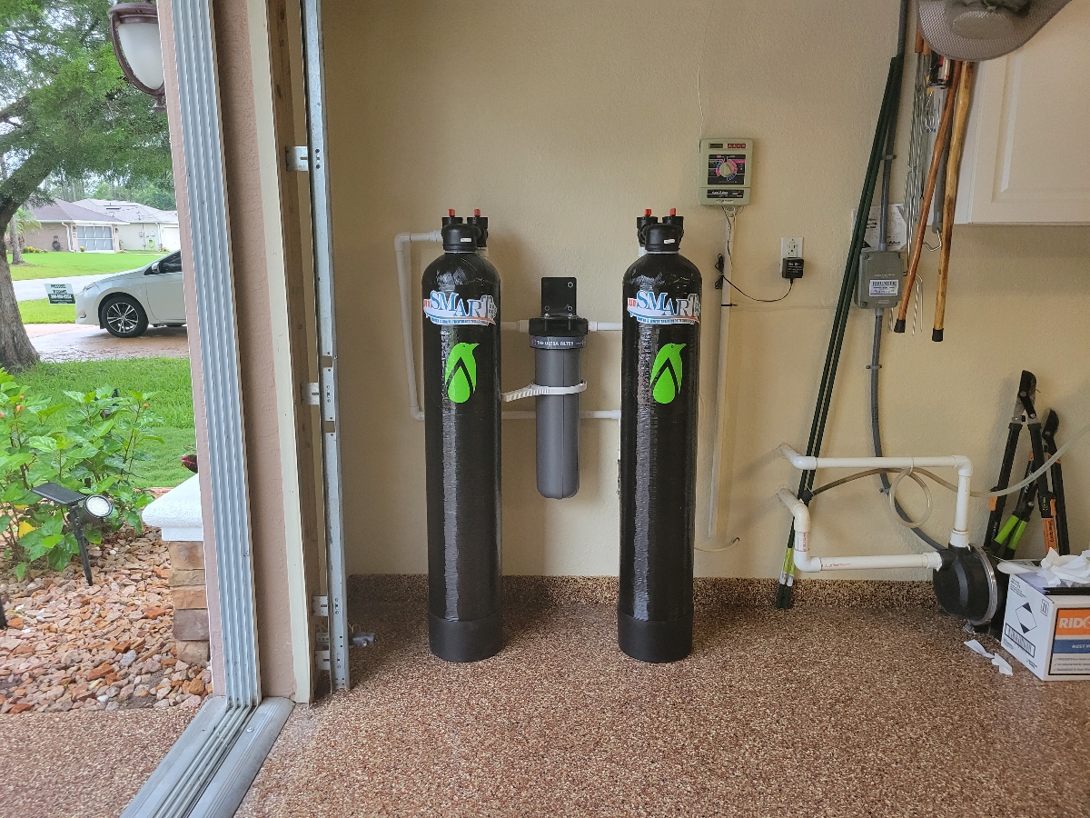 SmartWastewater's tweet photo. We are happy to assist our customers to resolve their water issues and install a new salt free whole house system for our valuable customer #smartwatertt #waterfiltration #Florida #healthy water #penguinwater https://t.co/4V2vg6zSZu