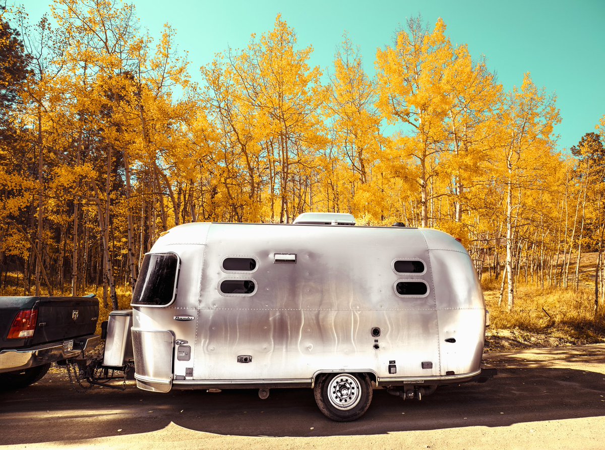 First cross country travel in my airstream since the pandemic. My environments will be the paints and my camera the brush.