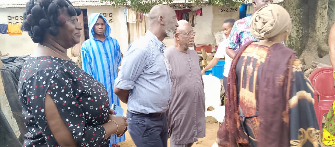 SBassemory's tweet photo. DÉLÉGATION GPS DE YOPOUGON : ACTIVITÉ SOCIALE/BYM AUX CÔTÉS D'UNE FEMME LEADER GPS ÉPLORÉE.

Le dimanche 09 juillet 2023, M. YÉO Mitantèh @YEOBABA7 alias BYM, Délégué Communal GPS-Yopougon accompagné d'une forte délégation est allé exprimer sa compassion à Mme Aka Jeanne...⤵️ https://t.co/AKSOC1Oshv