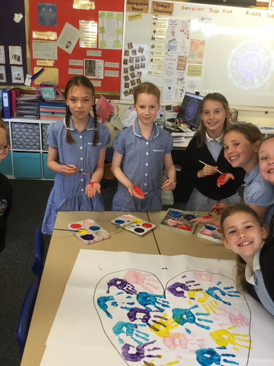 Our Year 4 children enjoyed creating a 'Peace' handprint poster for our Mission Day last week. 🤍🎨🖐