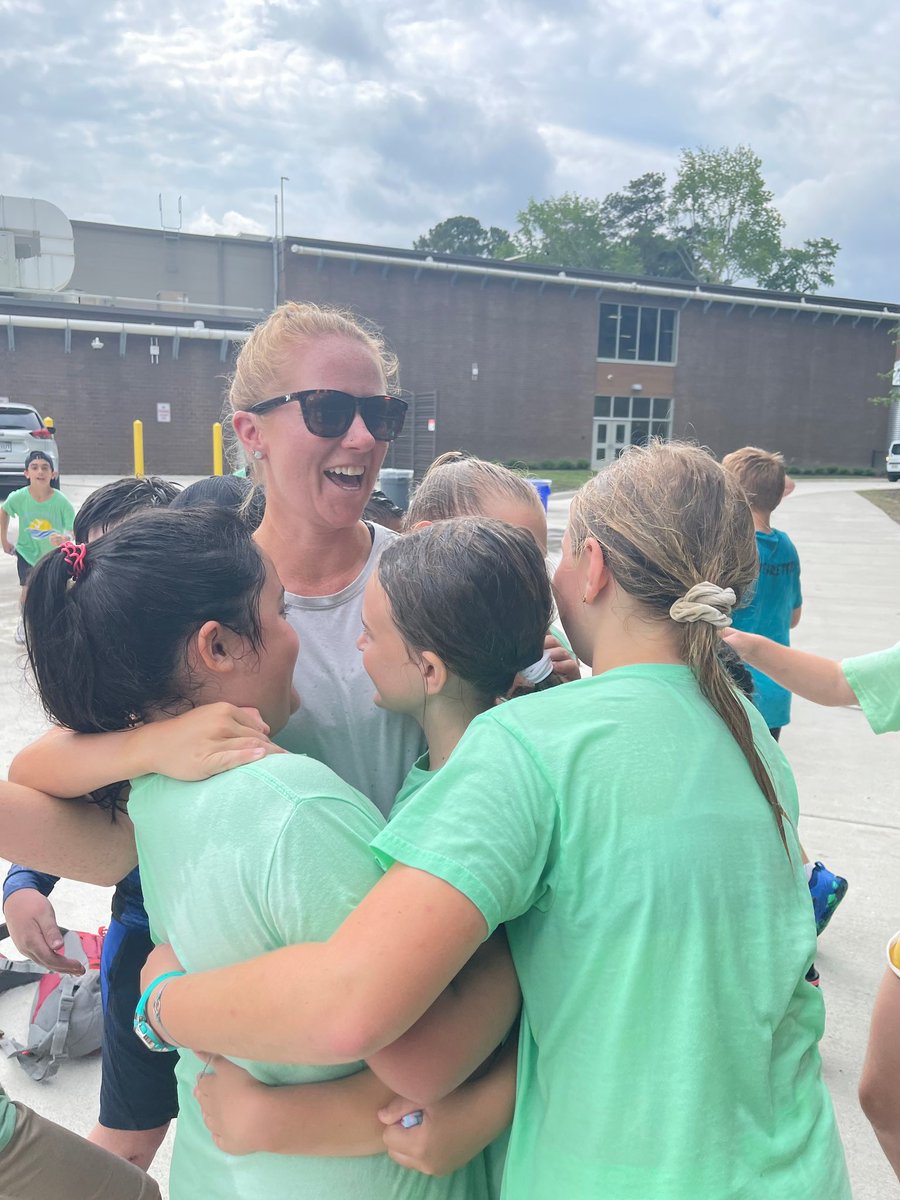 Meredith Miller tweet media