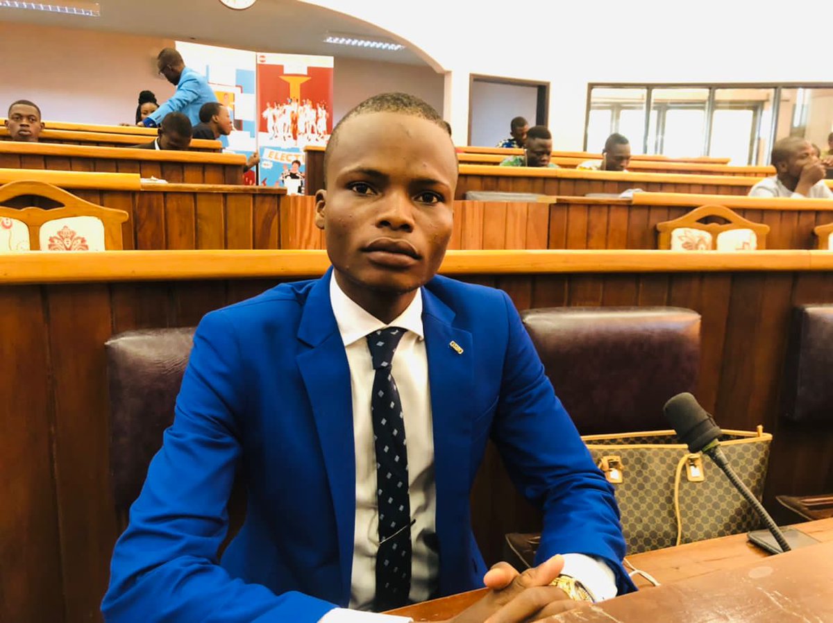 LA RÉUSSITE, CE N'EST PAS COMBIEN D'ARGENT VOUS GAGNEZ. C'EST L'IMPACT QUE VOUS AVEZ SUR LA VIE DES GENS.