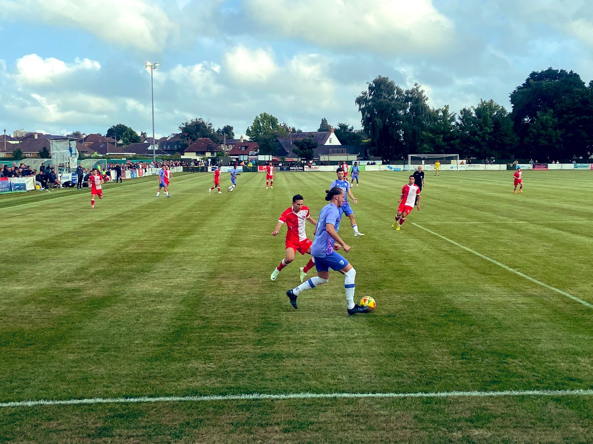 LeagueLimits's tweet photo. @PooleTownFC 1-2 @AFCB_Academy 
End to end attacking first half of the game with a well worked goal from the home team. Second half Bournemouth got back into it and scored their their 2 goals https://t.co/LUIYJa6XTm