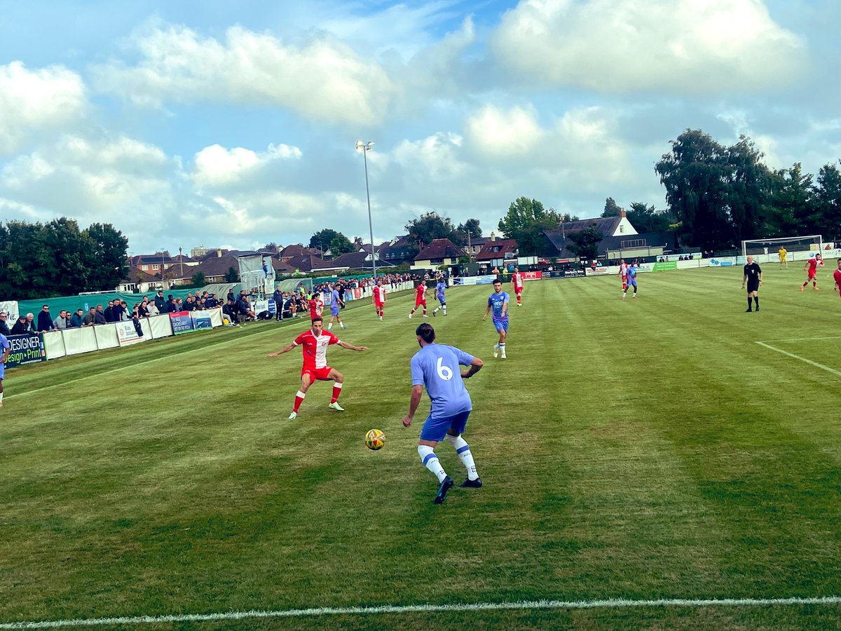 LeagueLimits's tweet photo. @PooleTownFC 1-2 @AFCB_Academy 
End to end attacking first half of the game with a well worked goal from the home team. Second half Bournemouth got back into it and scored their their 2 goals https://t.co/LUIYJa6XTm