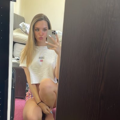 omfgitspebbless's tweet photo. #NewProfilePic https://t.co/X8WpWVjnm1