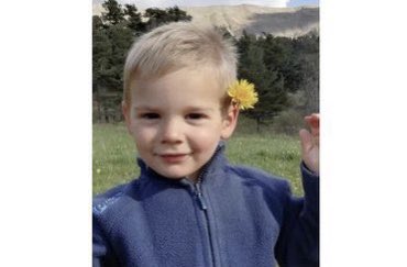 FanBlackpinkfrr's tweet photo. Il nous semble important de partager la disparition du petit #Emile âgé de 2ans à ceux qui ne sont pas encore au courant.

Disparu il y a presque 72h vers la commune du Vernet, n'hesitez pas à contacter les autorités si vous voyez quoi que ce soit,chaque details peut être utile🕊 https://t.co/04PGReRuMm