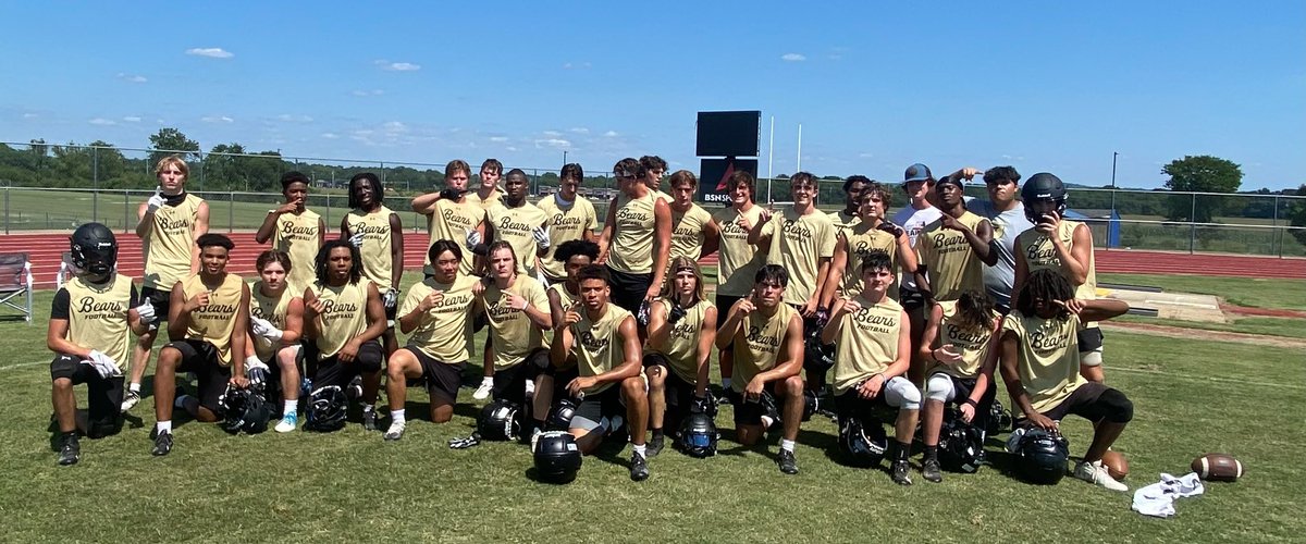 Fun day at Lebanon High School 7 on 7. These guys competed and finished undefeated in 9 games played admist a stacked field of 20 teams. They capped it with a 16-8 victory over Oakland High School in the Championship. #WE23 #MJDNA