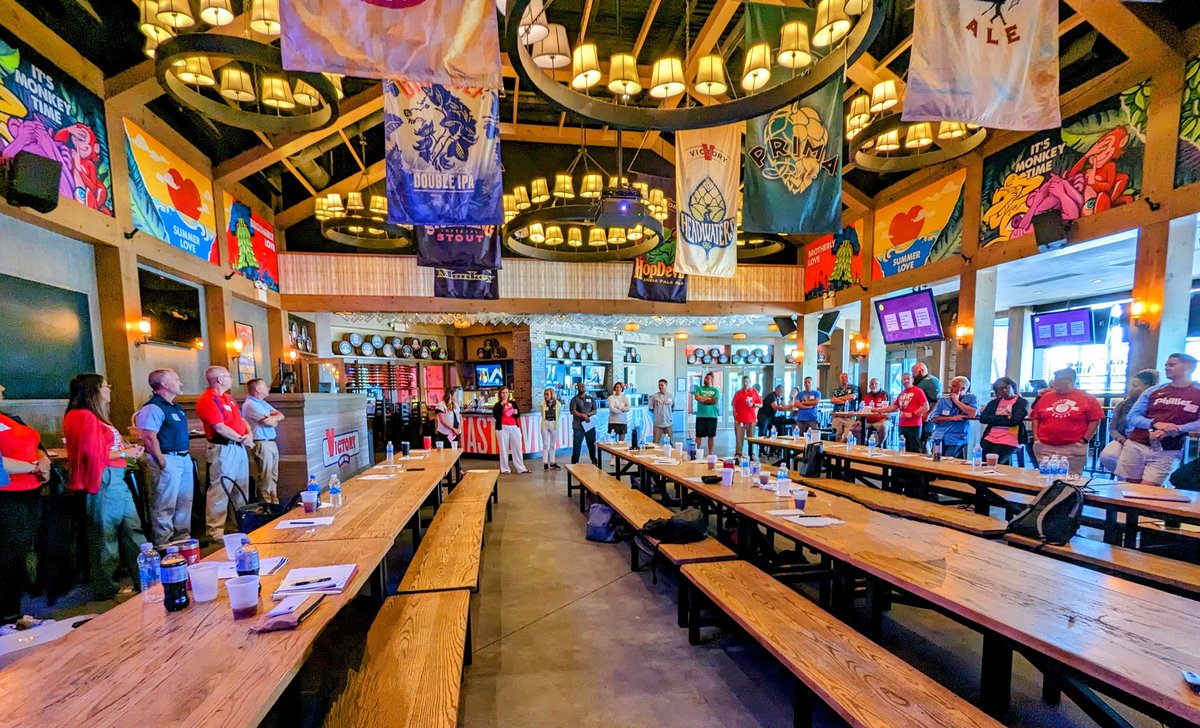 Julia Skolnik tweet media