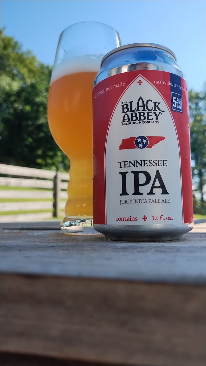 SueNelsonReilly's tweet photo. Happy #tennesseetuesday cracked open a @BlackAbbeyBrew Put in 8.5 hours on my day off to get some work done. Never ending &amp; not enough time. The chickens are out digging holes. #makethemostofit #creatednotmade #povbeer #beertwitter #SFM #beeroclock https://t.co/498JfQdesG