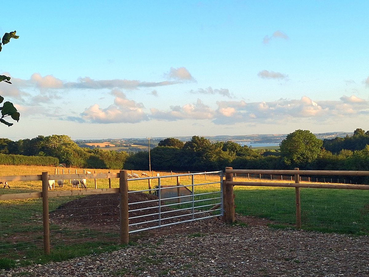 It looks like a post card....but nope.. thats just home  🥰
#tamarvalley #devon #Cornwall