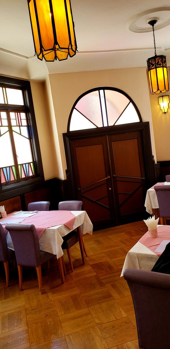 umeume0216's tweet image. 先月の
#佐藤健デビュー17周年
お祝い🥂🎉でお世話になった
#モダン亭太陽軒

事前リサーチでお邪魔した際も
美味しい🍤ランチをいただき
#仮面ライダー電王 当時の話とか
たくさん聞かせてもらった😋

#佐藤健 愛が
ひしひしと伝わる店内😳💕

地元の方々から愛され続ける
由緒正しい 歴史あるお店👏