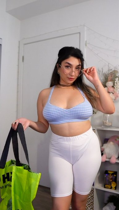 babe, what do you want to eat for lunch today? https://t.co/5qBFryrHsm