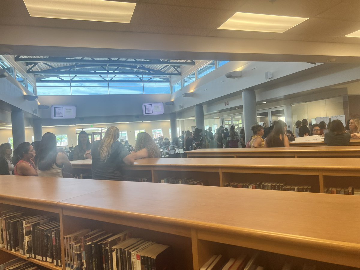 LuckyMcCusker's tweet photo. BAAT (behavior autism assistance team) is in the house!  During SSS Summer Seminar, our BAAT 🦇 presented on positive behavior strategies.  @DVUSD @DrFinchDVUSD @TriciaVGraham https://t.co/H60Re8Nrqa
