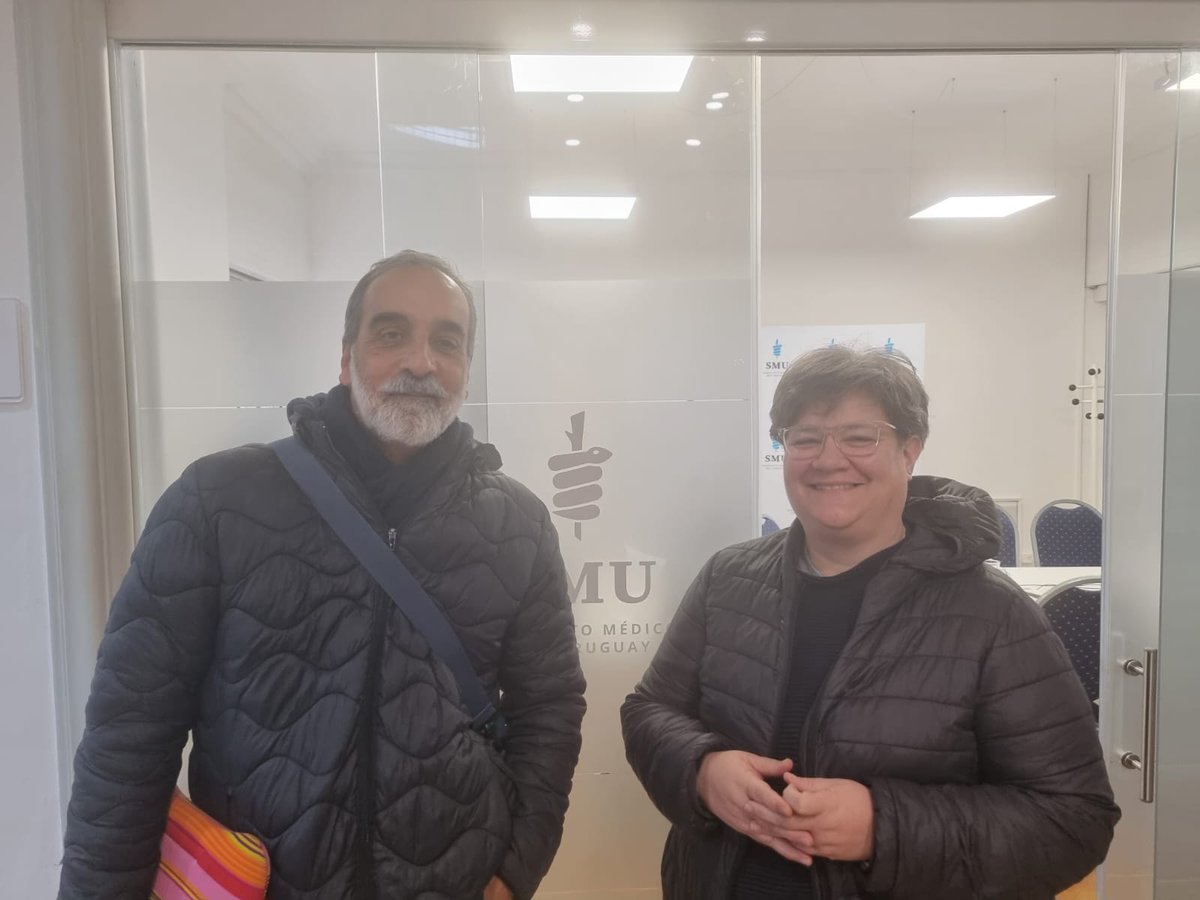 Tenemos fórmula. 

De acuerdo a lo aprobado por el último plenario de la agrupación, vamos a estar impulsando a los compañeros José Minarrieta y Daniela Paciel para las próximas elecciones de autoridades del SMU.

Construir es la única decencia.