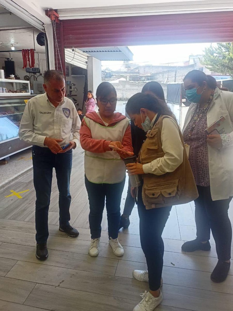 Dirección de Gobierno Alcaldía Cuajimalpa (@cuajimalpagob) on Twitter photo Hoy se realizó recorrido con la Jurisdicción Sanitaria y la J.U.D de Asistencia Social, derivado de la mesa de trabajo, con la finalidad de dar seguimiento a la creciente demanda de población felina en los Mercados Cuajimalpa y Rosa Torres. <a href="/AdrianRubalcava/">Adrián Rubalcava</a> Hoy se realizó recorrido con la Jurisdicción Sanitaria y la J.U.D de Asistencia Social, derivado de la mesa de trabajo, con la finalidad de dar seguimiento a la creciente demanda de población felina en los Mercados Cuajimalpa y Rosa Torres. <a href="/AdrianRubalcava/">Adrián Rubalcava</a>