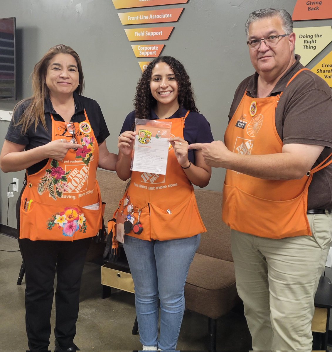 Steven Stubbs (@stevestu72) on Twitter photo Thanks, Cristella, for providing excellent customer service. She received customer praise for going the extra mile to resolve an issue. Thanks for taking care of our customer. <a href="/LisaMassoSM/">Lisa Masso</a> <a href="/SendejoRoy/">Roy</a> <a href="/RRORTEGA6577/">Rene Ortega</a> <a href="/JonLanderosTHD/">Jon Landeros</a> Thanks, Cristella, for providing excellent customer service. She received customer praise for going the extra mile to resolve an issue. Thanks for taking care of our customer. <a href="/LisaMassoSM/">Lisa Masso</a> <a href="/SendejoRoy/">Roy</a> <a href="/RRORTEGA6577/">Rene Ortega</a> <a href="/JonLanderosTHD/">Jon Landeros</a>